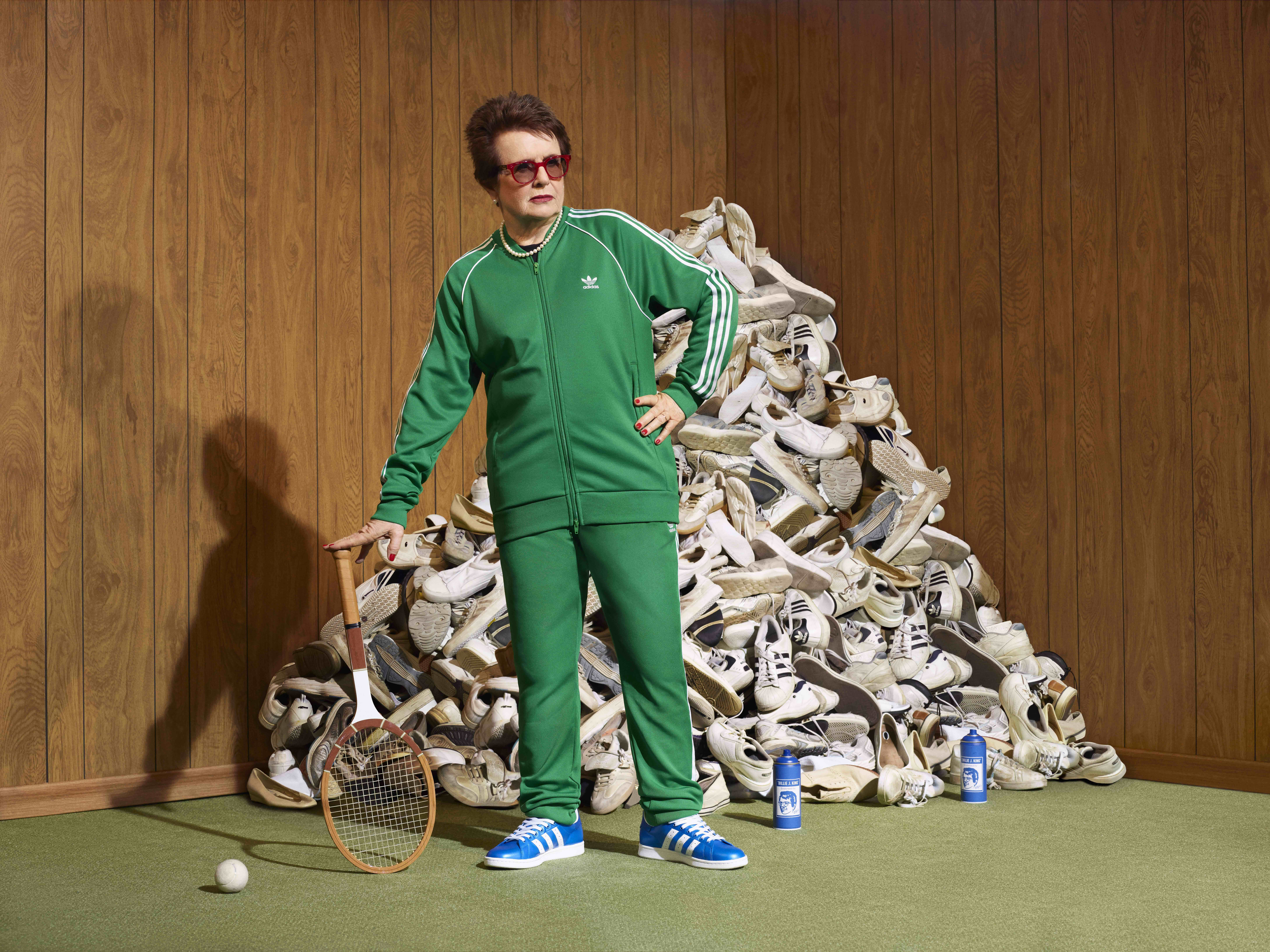 billie jean king with shoes
